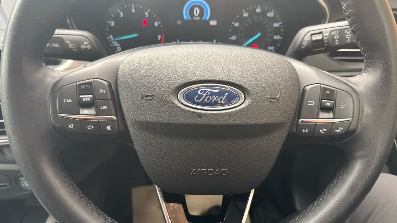 Ford Focus 1.0 EcoBoost Titanium 5dr Petrol Hatchback